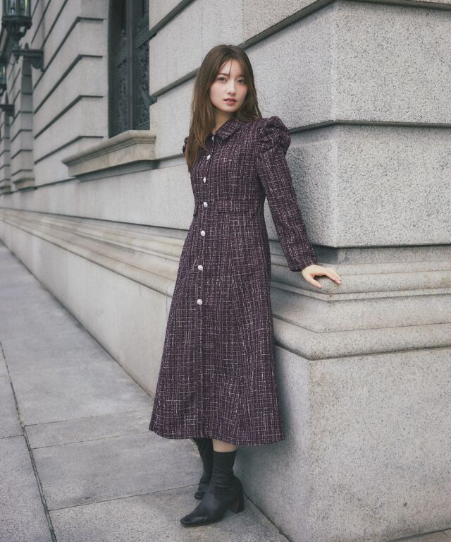 パール釦パワーショルダーツイードシャツワンピース