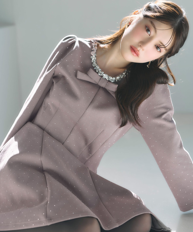 きらきらストーン×ビジュー付きリボンボンディングワンピース