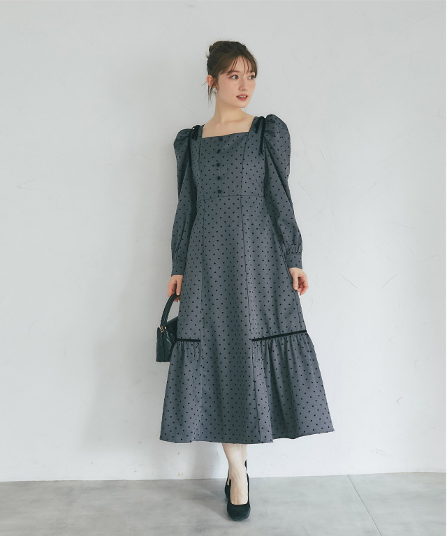 肩リボン付きフロッキーハートドットワンピース