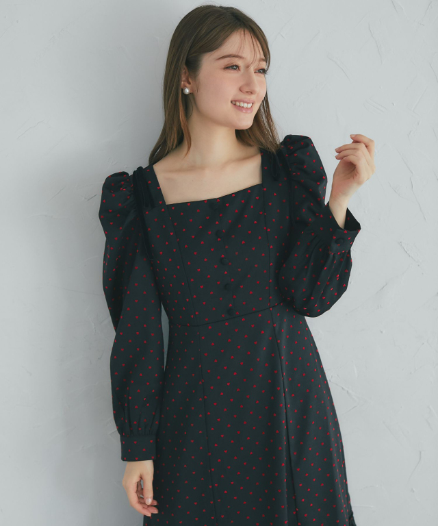 肩リボン付きフロッキーハートドットワンピース