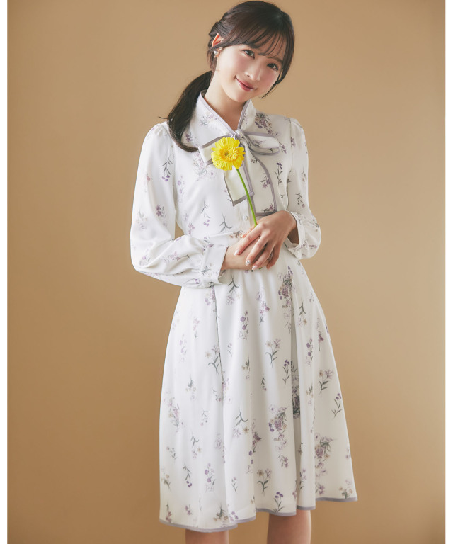 配色ライン入りボウタイリボン付きフラワープリントワンピース