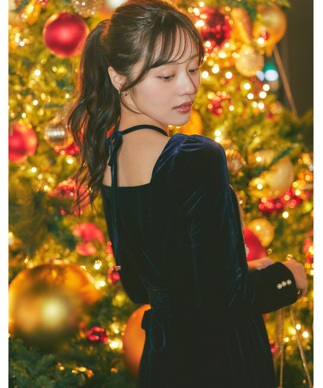 ネックリボン付きパール＆レース装飾バックレースアップベロアワンピース