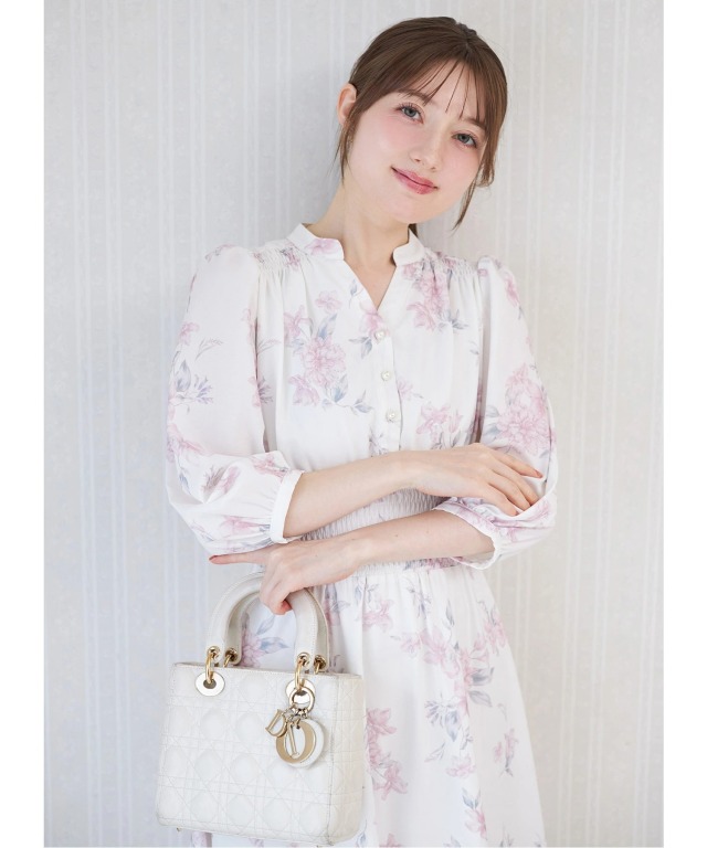 スタイルUP見えするウエストシャーリングスキッパーフラワープリント