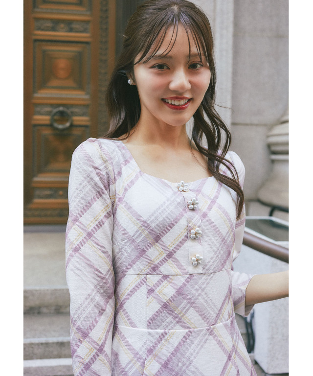 フラワーモチーフ飾り釦ツイードライクチェックワンピース