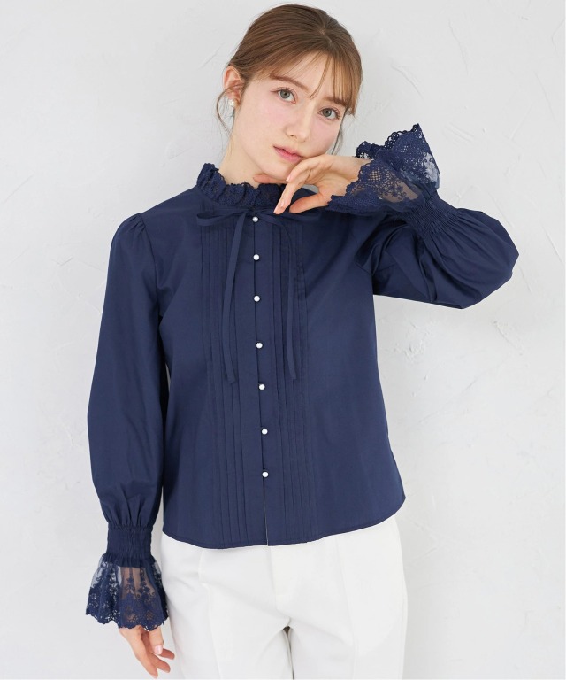リボン付きレース切り替えピンタックブラウス