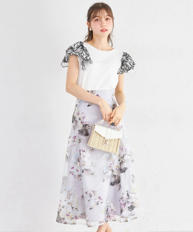 aya様 5/25までお取置き snidel 2016AW フラワーフレアガウン オパールノーブルフラワーフレアスカート