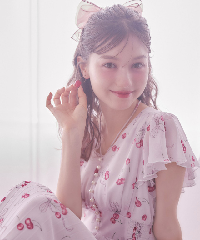 パール付きチェリー×リボンプリントネックリボンプリーツワンピース