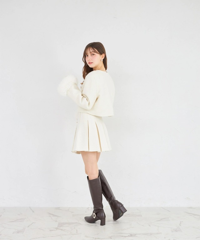 ファーティペット付きツイードジャケット×ミニスカートセットアップ