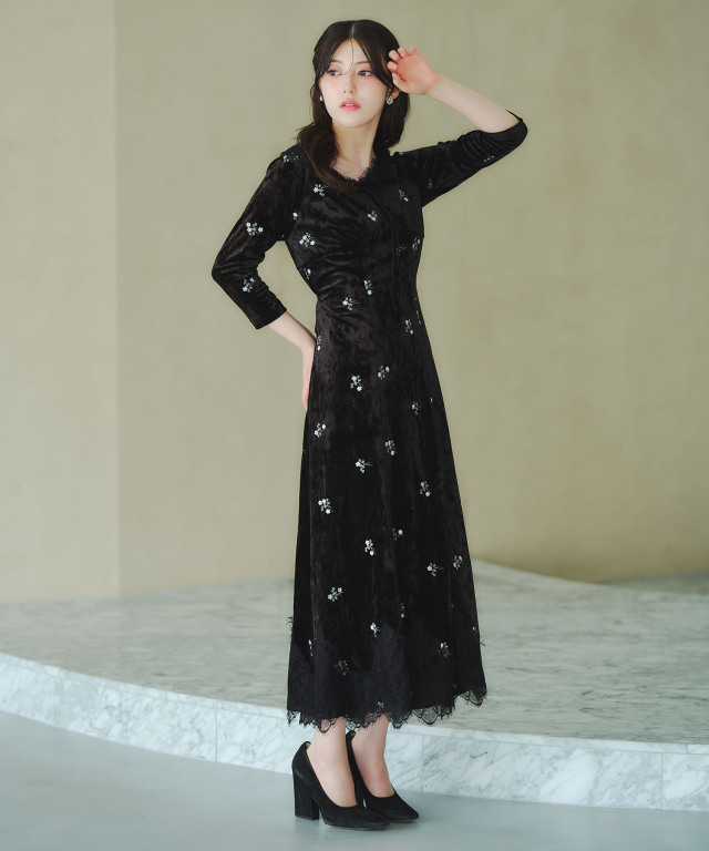 リボン付き小花刺繍ベロアレースラインワンピース