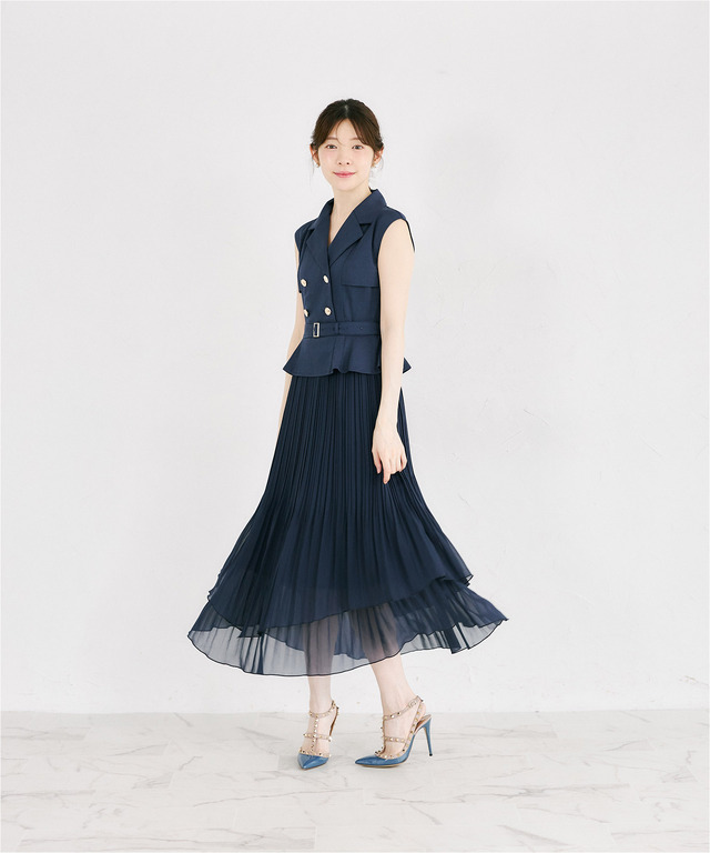tocco closet トレンチ風ドッキングワンピース 洗練コーデが1枚で完成するイレヘムプリーツスカートドッキング