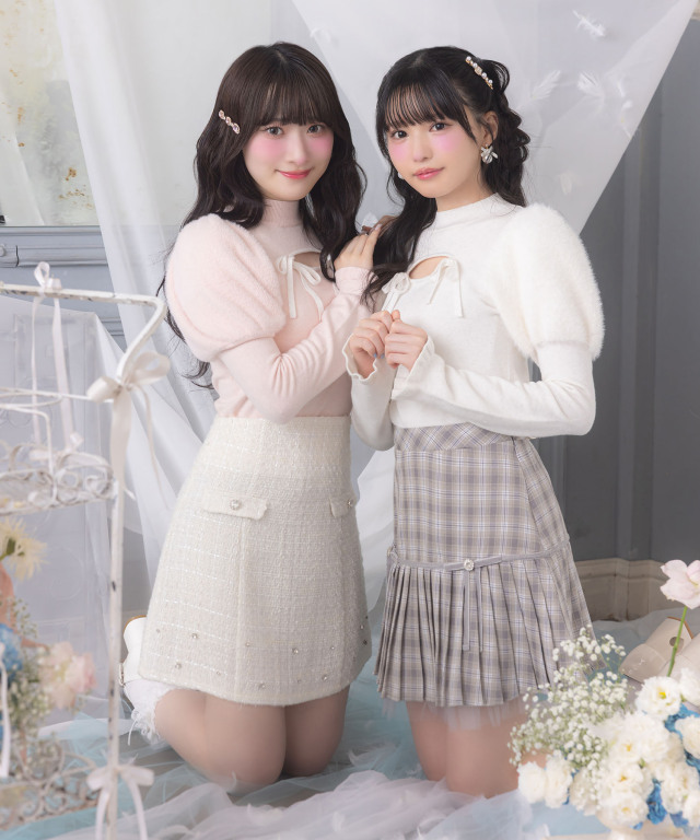 リボン付きパフスリーブラメシャギーニットプルオーバー