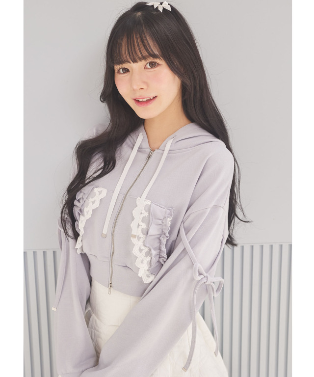 suyunn スユン　リボン付きレースフリルパーカー
