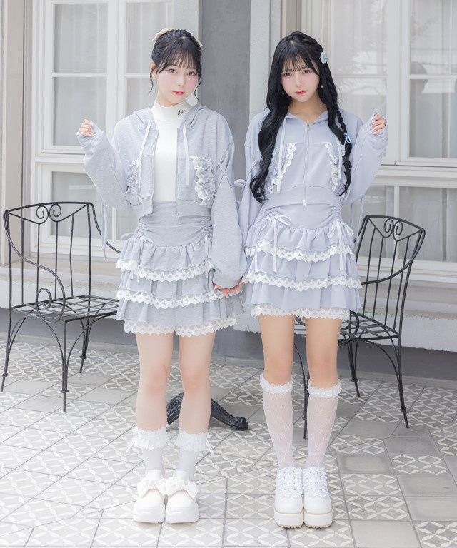 インナーパンツ付きリボン装飾ドロストレースフリルスカート