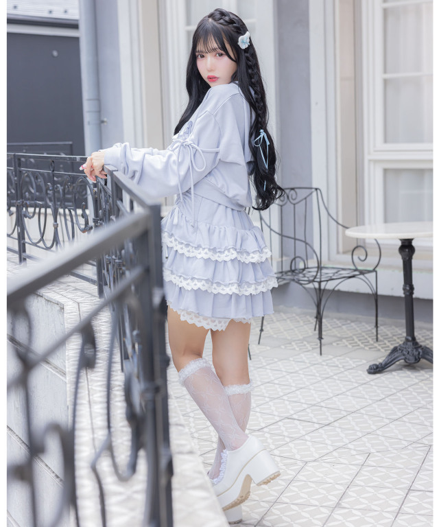 インナーパンツ付きリボン装飾ドロストレースフリルスカート