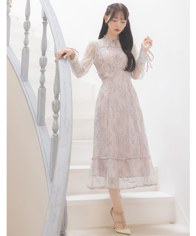 リボン付きフラワーラインレースワンピース