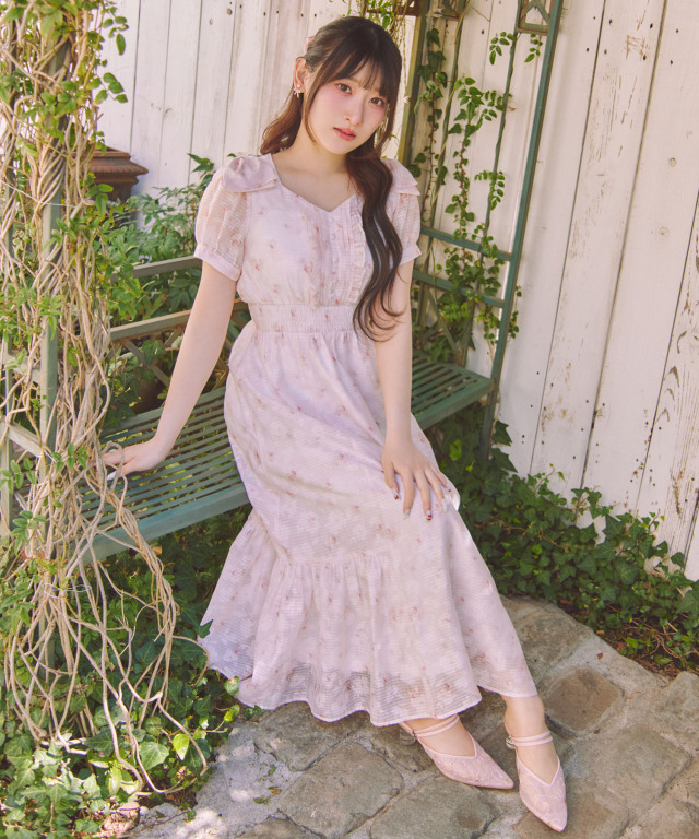 試着のみ‼︎ 2025年春の新作ワンピース　インスタ掲載 薔薇　チェック ピンク 肩リボン付きシアーチェック×フラワープリントロングワンピース