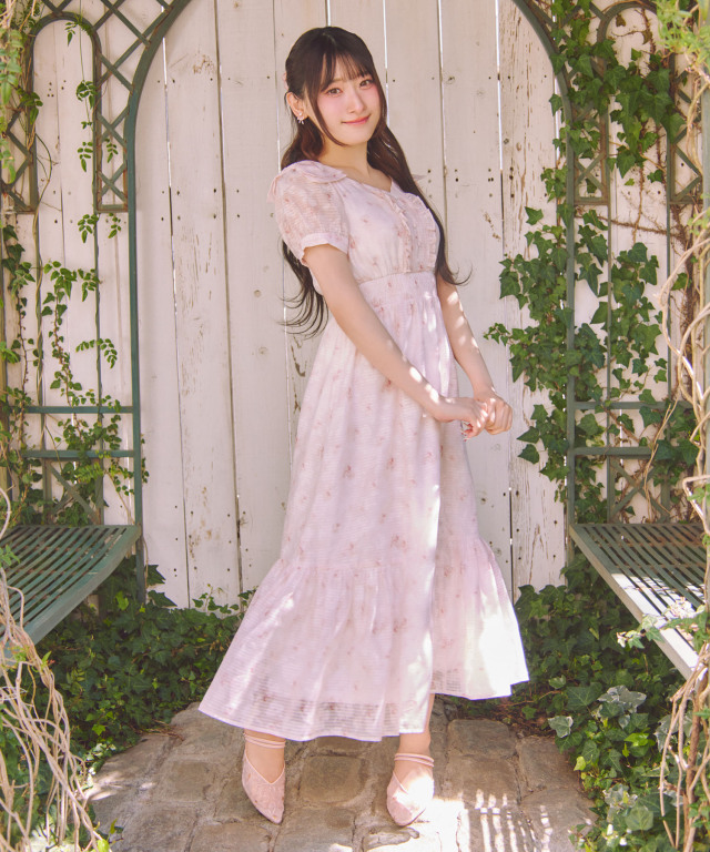 肩リボン付きシアーチェック×フラワープリントロングワンピース
