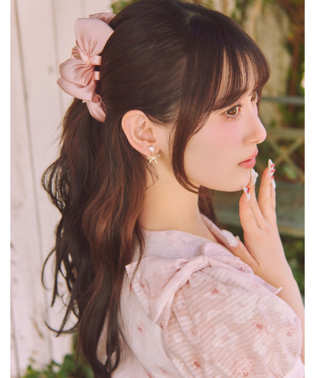 肩リボン付きシアーチェック×フラワープリントロングワンピース