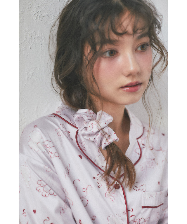 ロマンティックパターンパジャマ上下セット×巾着×シュシュ 3点セット