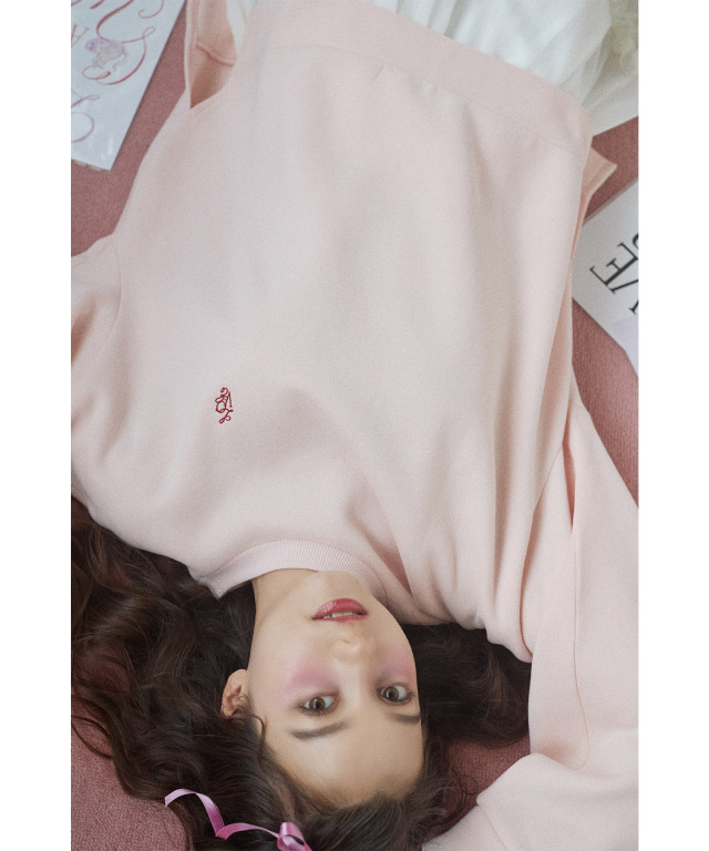 LOVE刺繍バックプリント裏起毛ルーズスウェット