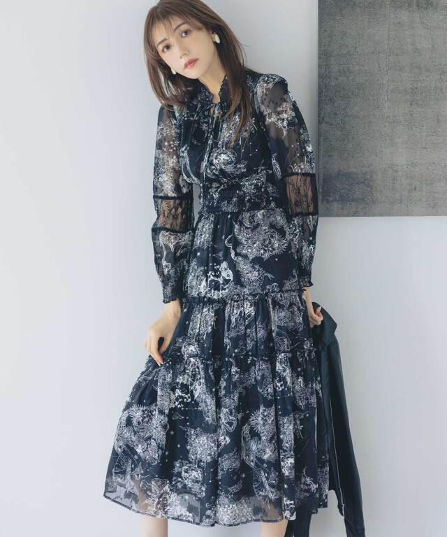 フリル＆リボン付きウエストシャーリング星座トワルドジュイ柄レース