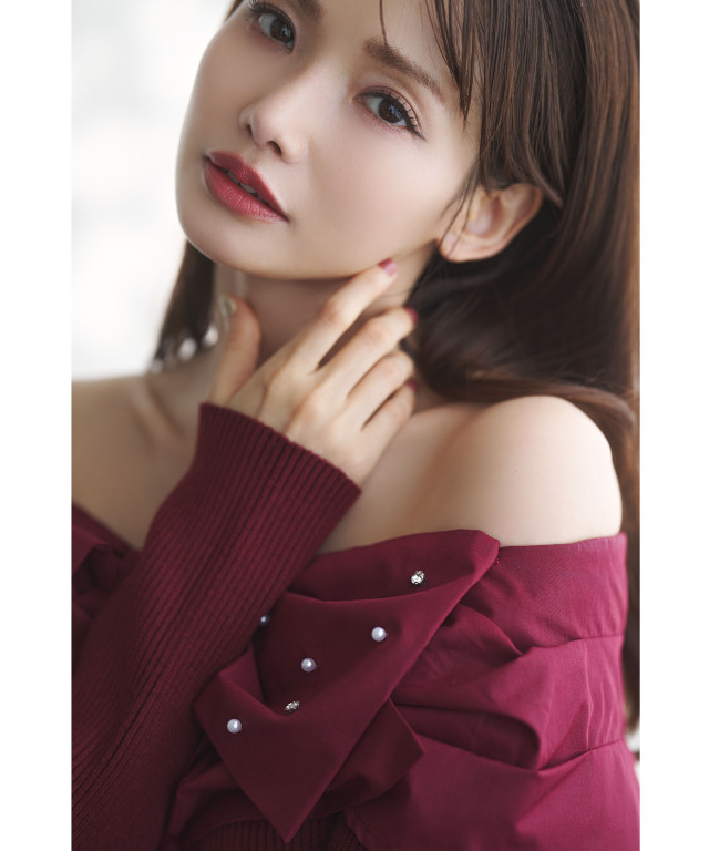 パールビジュー付きビックリボン切り替えリブニットワンピース