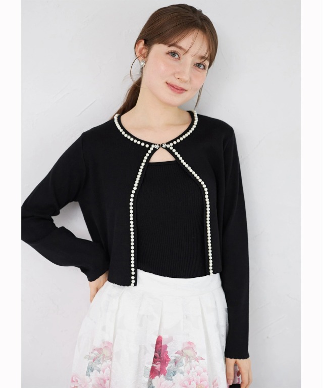 きちんと感のある華やかさ♪パールラインフロントホックニットカーディガン