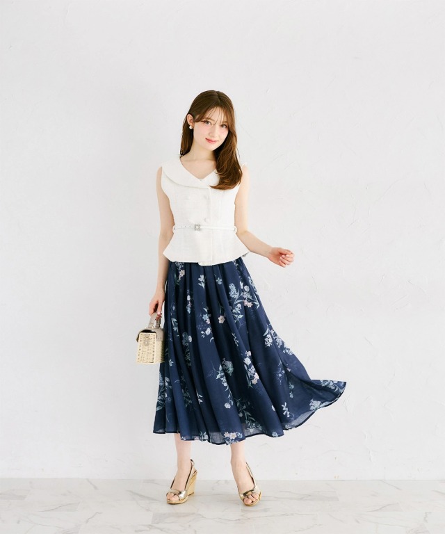 ビジューベルト付きツイードペプラムジレ