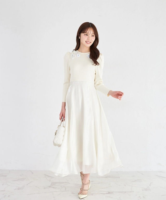 ウエストリボン付きフラワービジューニットドッキングワンピース