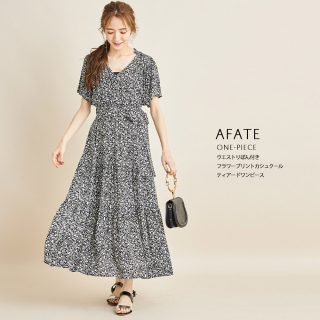 ウエストりぼん付きフラワープリントカシュクールティアードワンピース Tocco Closet Luxe