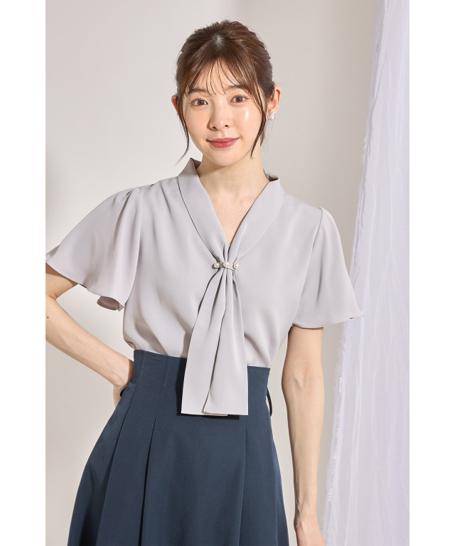 パール付きボウタイブラウス