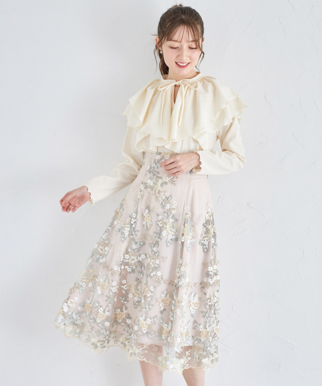 バックレースアップフラワー刺繍フレアスカート 