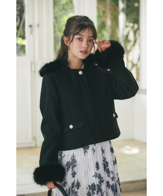 【美品】VIVIANTAM ファー付きショートコート 取り外し可能なファー付きビジュー装飾ショートコート