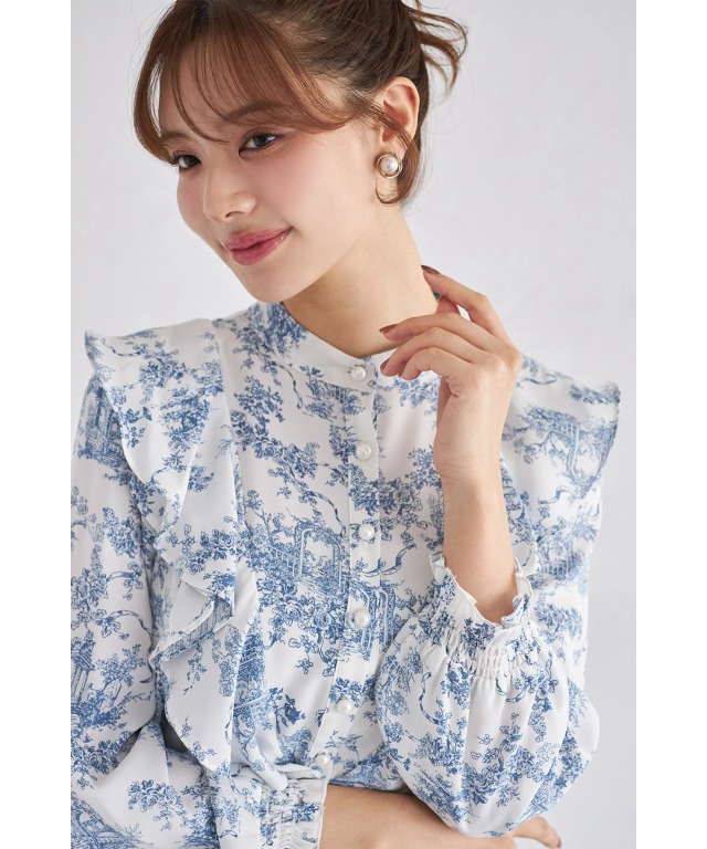 ラッフルフリル付きパール釦トワルドジュイプリントブラウス