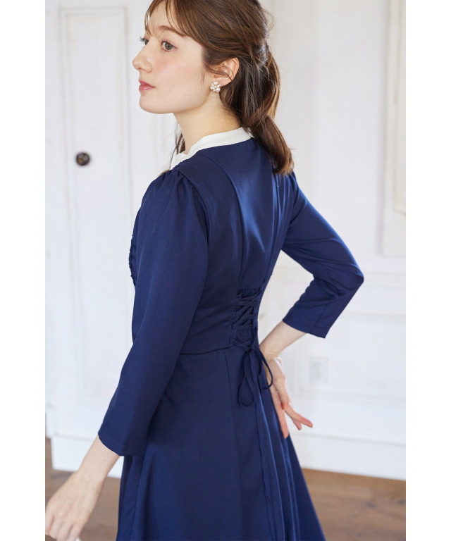 ヨークレース切替レースアップ長袖ワンピース