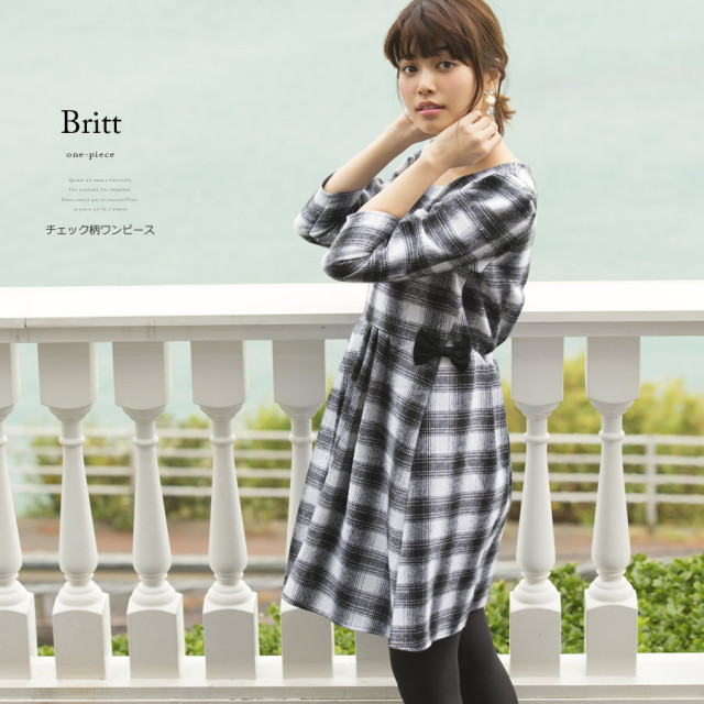 ウエストリボン付き清純派チェックワンピース Britt New A Wonderful Time カタログ 垣内彩未さんはホワイトを着用