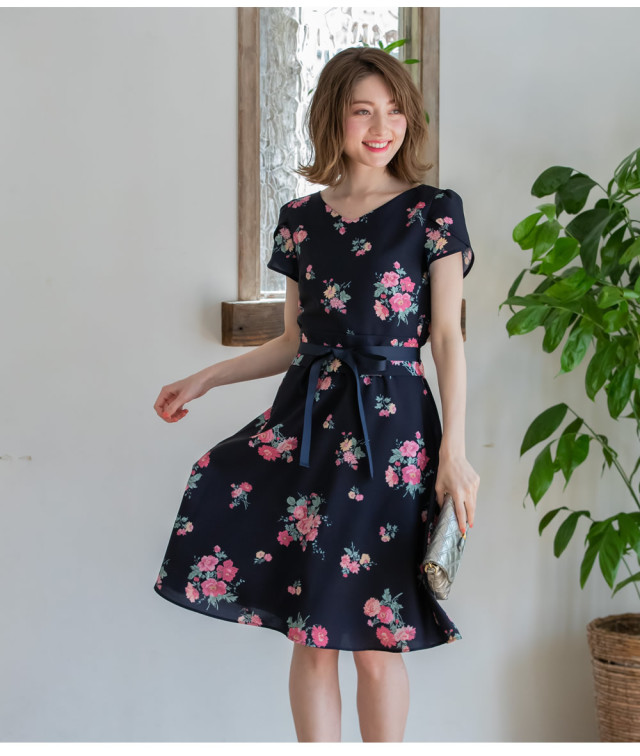 わがままな乙女心の味方♪サッシュベルトつきフラワーワンピース 堀田  