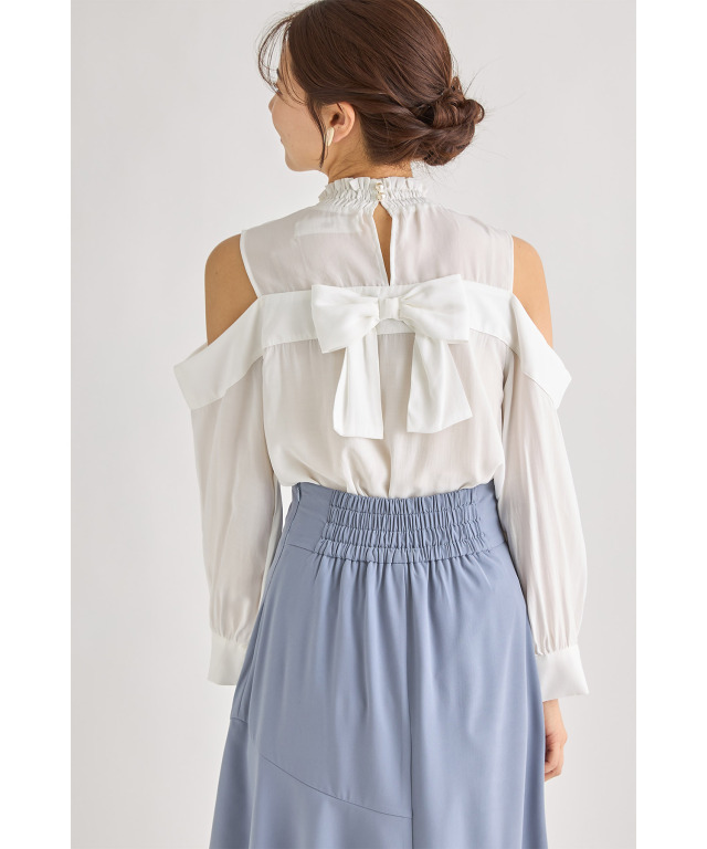 後ろリボン付きオープンショルダーレイヤード風トップス