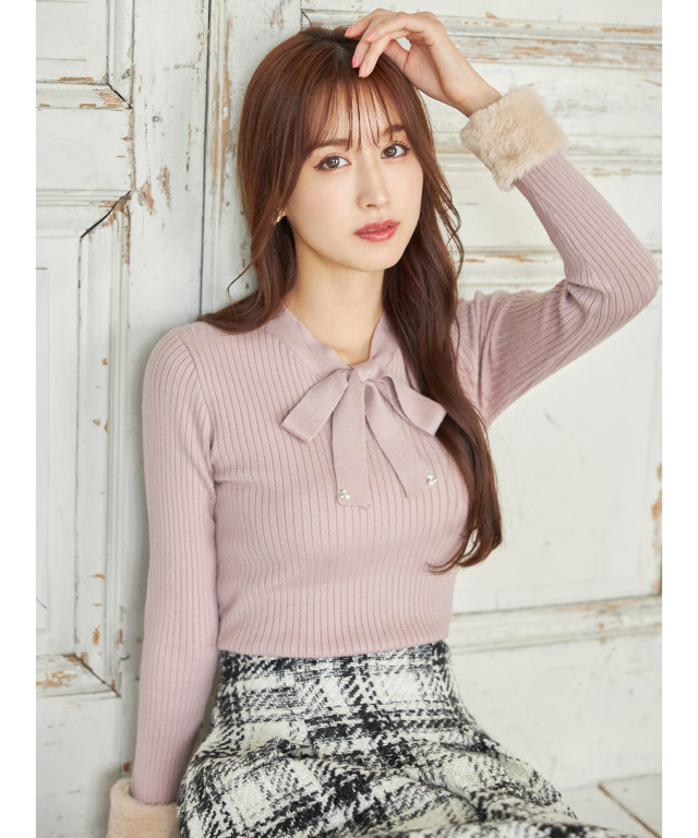 2WAY袖口ファー付きビジュー装飾ボウタイリボンニットプルオーバー  