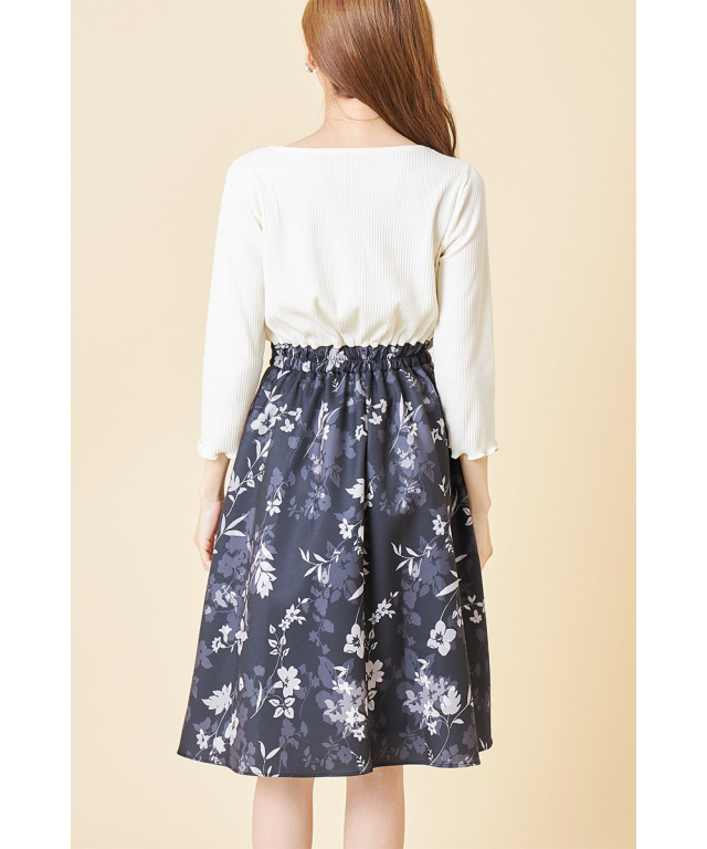 袖口メローフリルリブカットソー×フラワープリントドッキングワンピース 