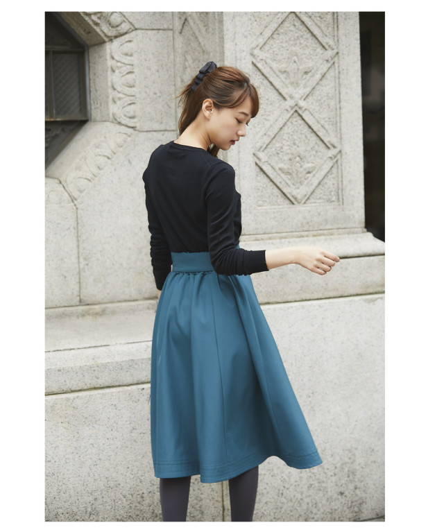 超美品！オンワード樫山 ウール素材 素早かっ セットアップ ミモレ丈  