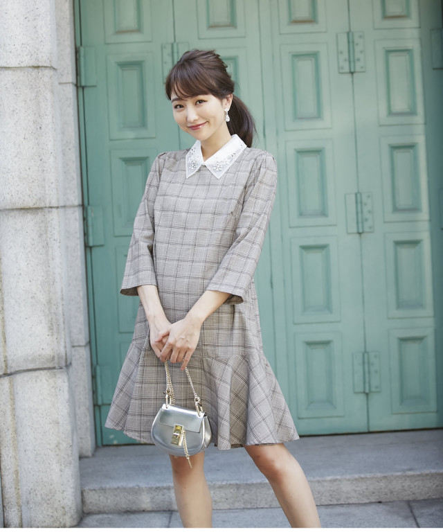 2月17日 土 0 00スタートbargain 品のいいお嬢さん風ビジューつきシースルー襟グレンチェックワンピース Cyunie キュニー Like A Dollカタログ Tocco Closet トッコクローゼット Sale品につき返品 交換 キャンセル 配送日指定不可 ラッピング不可