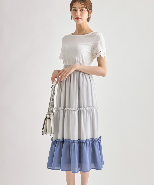 バイカラープチフリルティアードフレアスカート