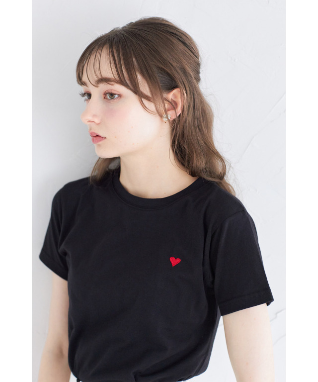 ハート刺繍Tシャツ