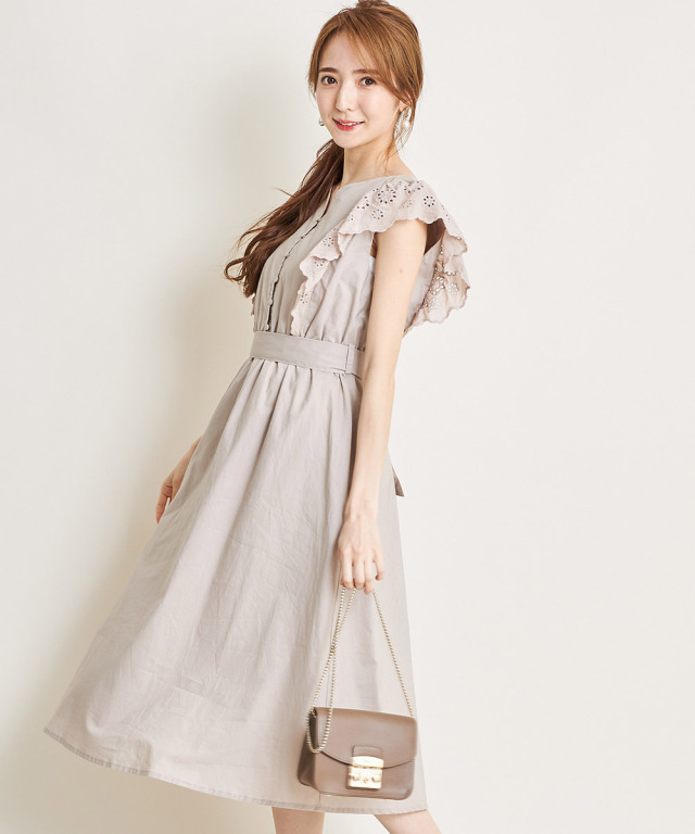 ウエストりぼん付きフラワーカットワーク刺繍フリルコットンワンピース 