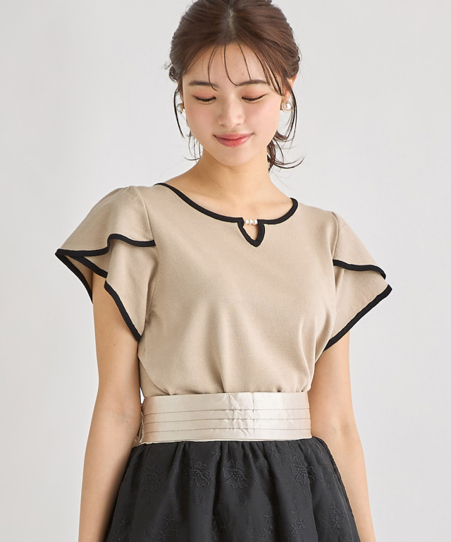 【新品】パール×5部袖tops かっちり素材✧フレイアイディー 好きの方にもꕥ パール×5部袖tops かっちり素材✧フレイアイディー 好きの方にも
