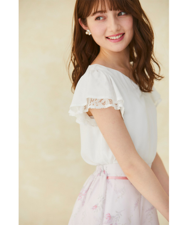 axes femme ファー襟付き ケープコート ベルト付き オフホワイト axes