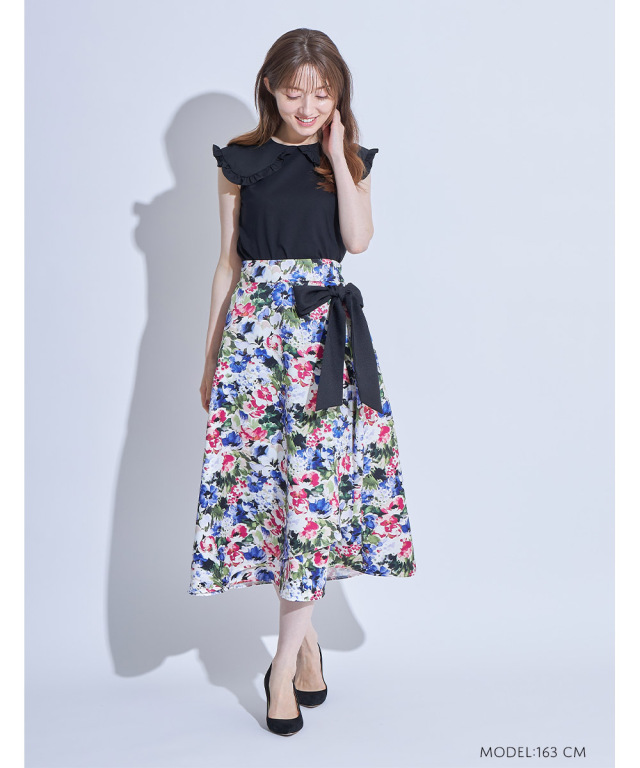鮮やかな美人感が魅力的♪りぼん付きフラワープリントラップフレアスカート　ピンク 鮮やかな美人感が魅力的♪りぼん付きフラワープリントラップ