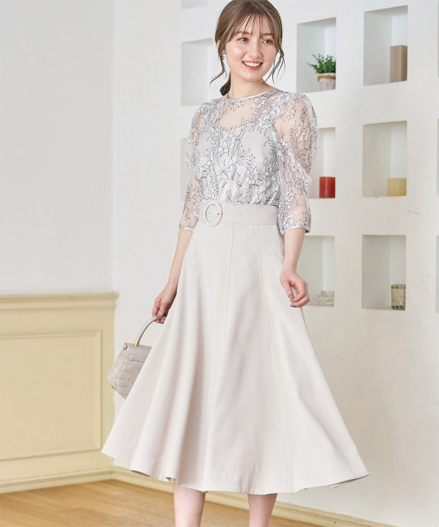 くるみバックルベルト付き配色ステッチフレアスカート 