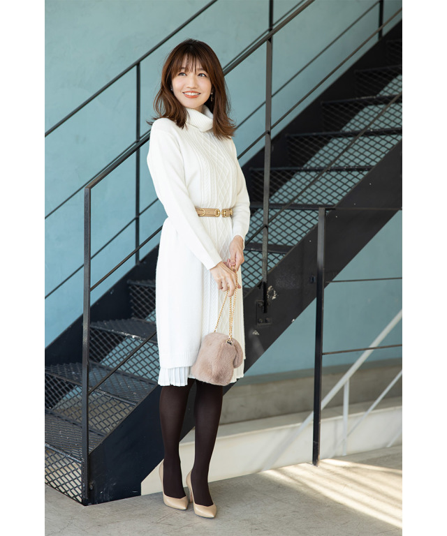 美品✨ブラミンク ニットワンピース 容易く タートルネック グレー  